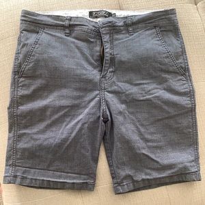 Ezekiel shorts size 32